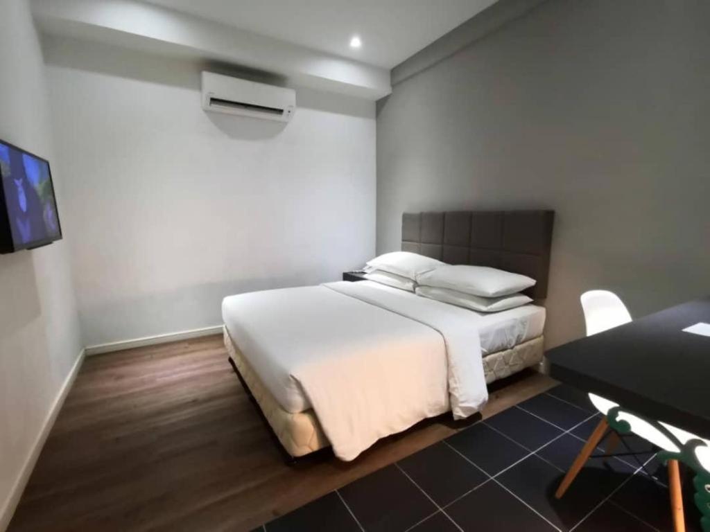 ดิ อาร์เดนส์ โฮเต็ล - ออสติน Hotel ยะโฮร์บาห์รู ภายนอก รูปภาพ