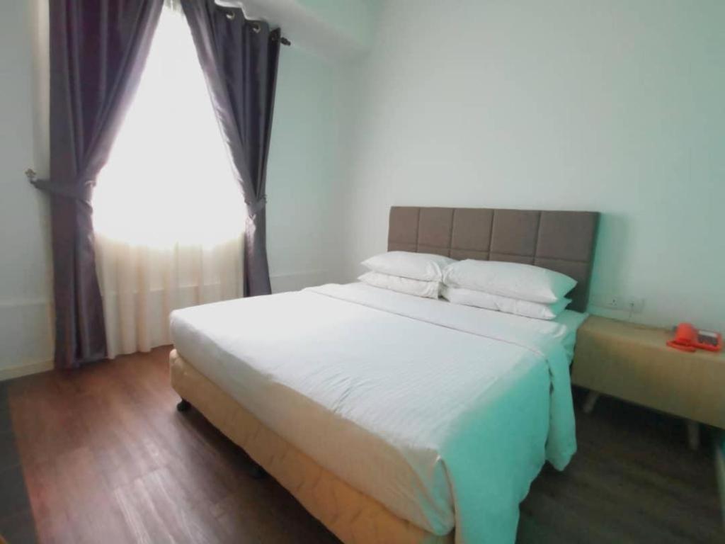 ดิ อาร์เดนส์ โฮเต็ล - ออสติน Hotel ยะโฮร์บาห์รู ภายนอก รูปภาพ