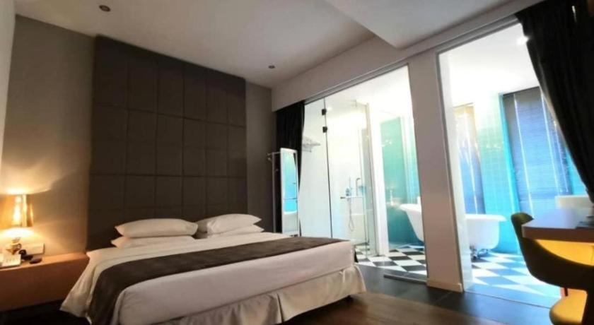 ดิ อาร์เดนส์ โฮเต็ล - ออสติน Hotel ยะโฮร์บาห์รู ภายนอก รูปภาพ